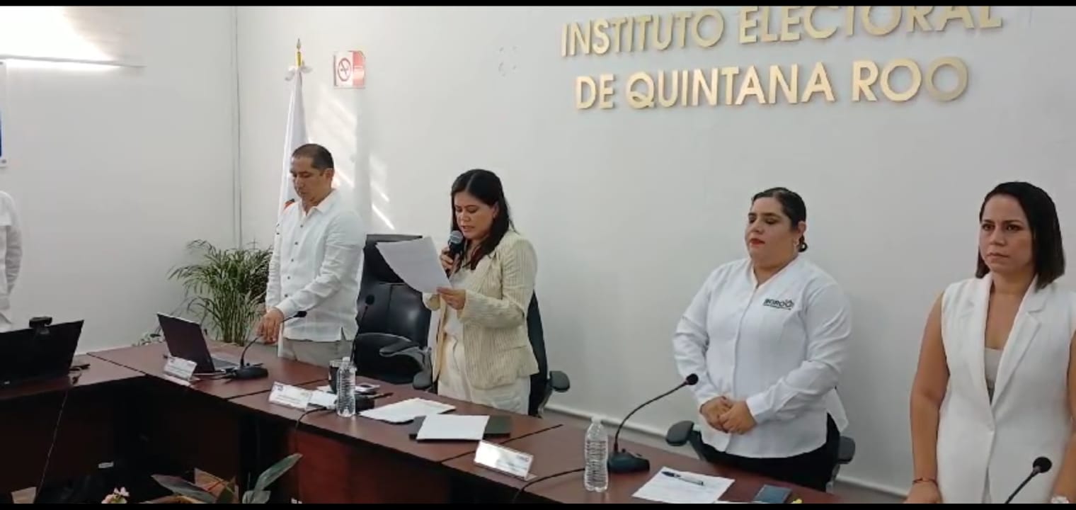 Arranca Ieqroo jornada electoral con ceremonia cívica